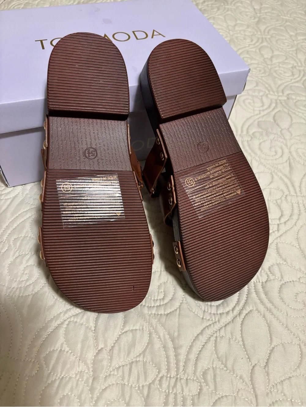 TOP Moda Brown Cutout Strap Slide Mules